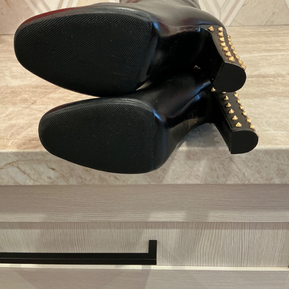 GUCCI Rodano black leather gold studded heel boots - Picture 10 of 14